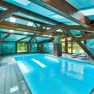 Prarion In Out And Swimming Pool ! Apartment